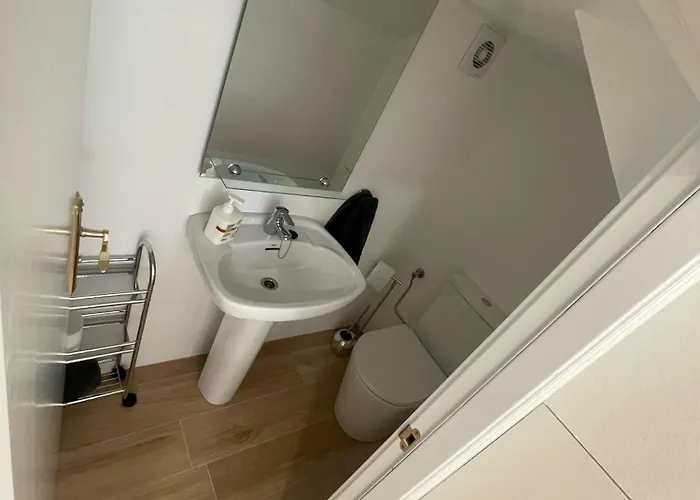 Casa Con Piscina Privada En Razo Costa Da Morte